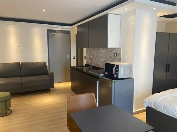 Studio 1 Studio de 35 m² avec kitchenette, Hôtel Select Saint-Denis